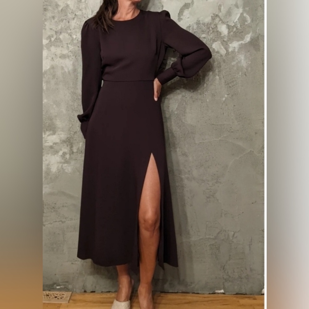 Aritzia Babaton Hampton long sleeve dress with side slit sz 4